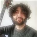 Contrabbassista e bassista di gio evan, diplomato in jazz, offre lezioni di strumento e teoria musicale