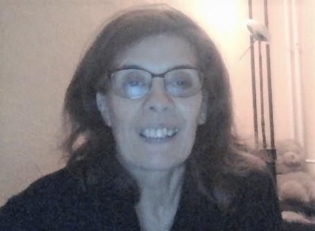 Bonjour, 
 
Diplômée d'un B.T.S. en Assistance Polyvalente, j'ai encadré mes 5 Enfants qui ont tous suivi des Etudes Supérieures
