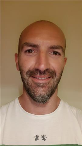 Profesor de matemáticas, física, dibujo y tecnología e ingeniero de caminos, canales y puertos. master en tecnología digital aplicada a la docencia