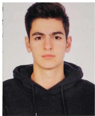 Un étudiant libanais en 2ème année de physique propose des cours particuliers de physique et de maths pour les lycéens en distanciel