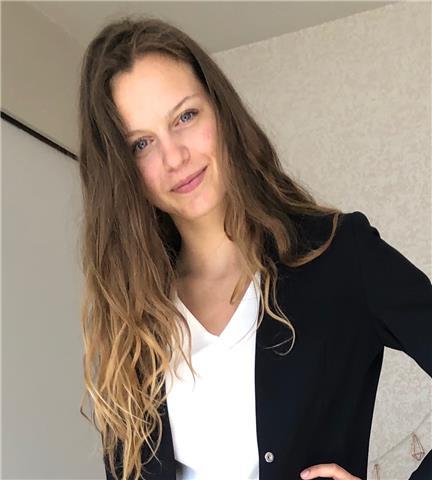 Je donne des cours de maths pour élèves de lycée et de prépa