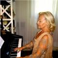 Canto y piano en nueva andalucia , principiantes ,profesionales, todos los niveles y estilos , gran experiencia