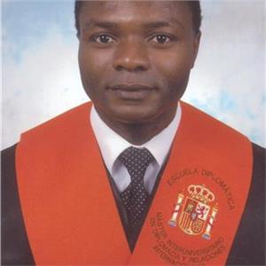 Dr  Jacques Attoumbré Yoboua