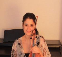 Licenciada en violín con amplia experiencia pedagógica imparte clases particulares