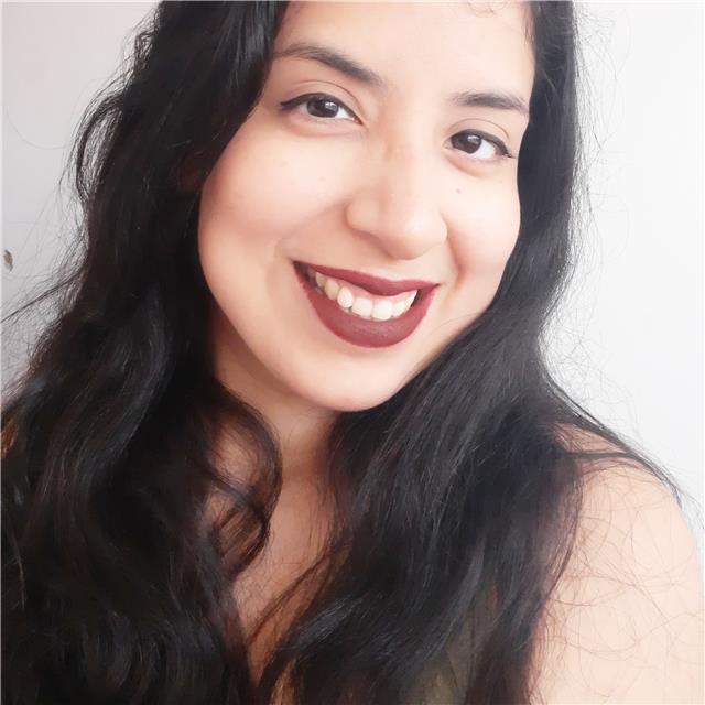 Profesora de francés para niños, jóvenes y adultos