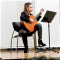Ofrezco clases de música, además de guitarra española, lenguaje musical y armonía en zaragoza