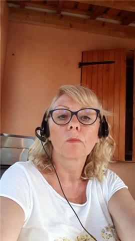 Professeur natif donne les cours de polonais
