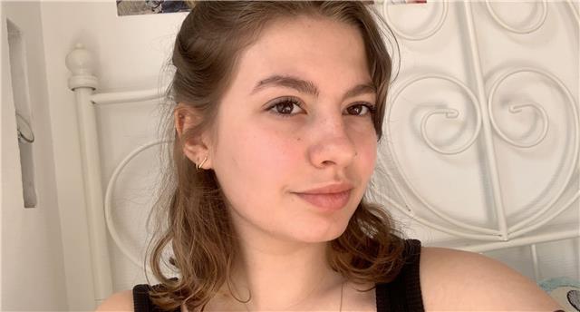 Étudiante de première année en Licence LEA Anglais-Allemand, de nationalité allemande, propose des cours particuliers/ aide de devoir en allemand à Marseille