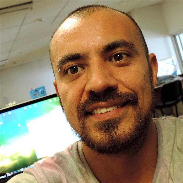 Native Spanish teacher offers private online lessons of Spanish language