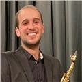 Doy clases particulares de saxofón, música y lenguaje musical
