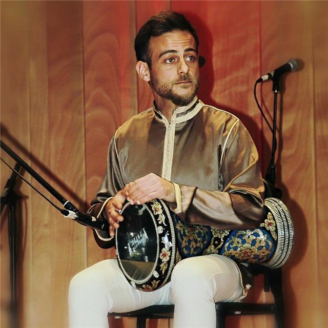 Omar kattan ofrece clases particulares online de percusión medio oriente