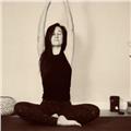 Yoga y consciencia corporal, técnicas de respiración y relajación, meditación