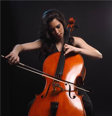 Violoncellista con experiencia concertística internacional ofrece clases de violoncello a domicilio o en mi casa