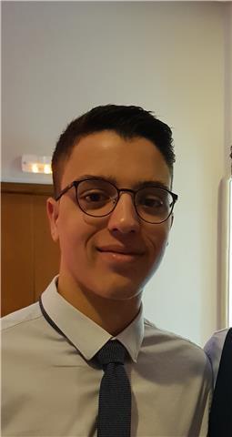 Étudiant en Sciences et Techniques de l'Activité Physique et Sportive prêt à donner des cours dans beaucoup de domaines