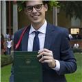 Laureato in economia all'università cattolica di milano. ripetizioni di matematica