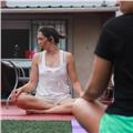 Profesora hatha yoga. yoga terapéutico. meditación