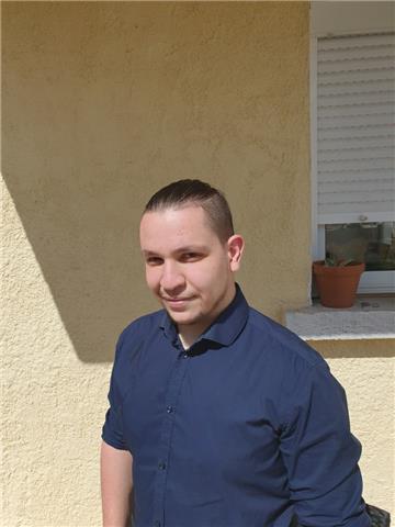 Professeur de Science Naturelle avec des Méthodes peu Orthodoxe