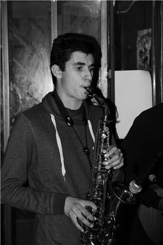 Etudiant propose des cours de saxophone sur Nantes et environs tout niveaux