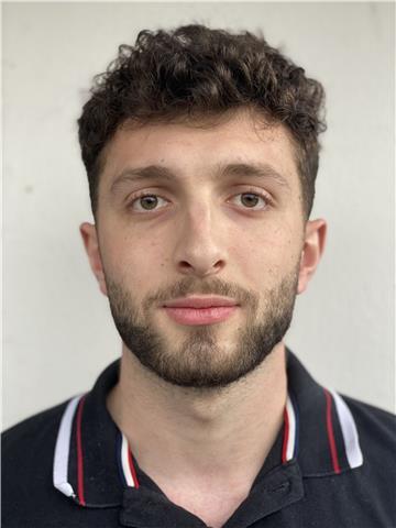 Elève en école d'ingénieur à Bayonne, donne cours de physique