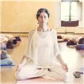 Doy clases online de kundalini yoga