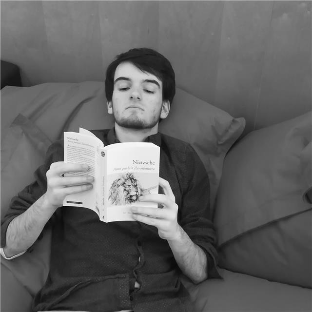 Etudiant en Khâgne spé Lettres Modernes