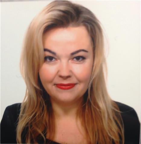 I am a native Spanish, living in London. I've been in the UK more than 12 years. I have 6 years teaching experience, online and face to face