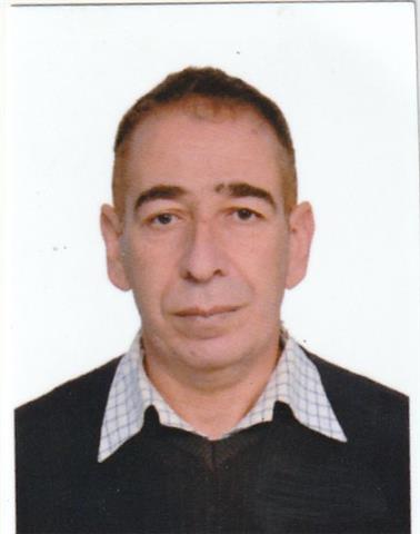 Prof d árabe je donne des cours d arabe pour débutants et autre je vous apprends a lire a écrire et a prononcerles lettres et les mots et par la suite a parler l arabe courraient