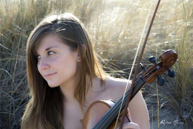 Violista profesional imparte clases de viola, violín y lenguaje musical