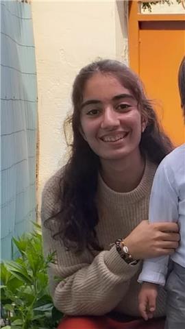 Étudiante en école d'ingénieurs, je donne des cours de maths pour des élèves allant de la primaire au lycée