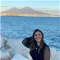 Studentessa universitaria iscritta al terzo anno di economia aziendale ,impartisce lezioni di diritto, economia e italiano