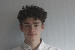 YO ! Moi c'est YOan... J'adore l'histoire depuis toujours, j'ai pas de diplôme d'histoire mais j'ai néanmoins de très bonne connaissance en histoire global, lors de mes études ma moyenne d'histoire n'a jamais été en dessous de 17/20