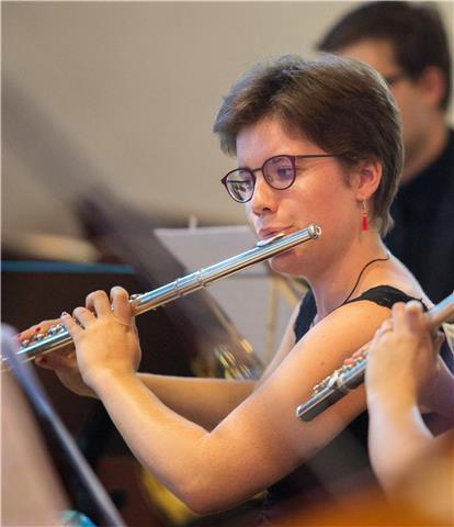 Professeure diplômée donne cours de flûte et de FM tous niveaux