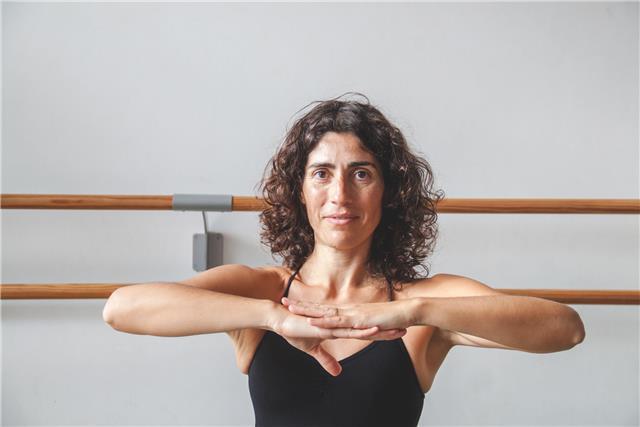 Yoga con enfoque somatico y sensible al trauma: volver al cuerpo fomentando salud, bienestar y conciencia