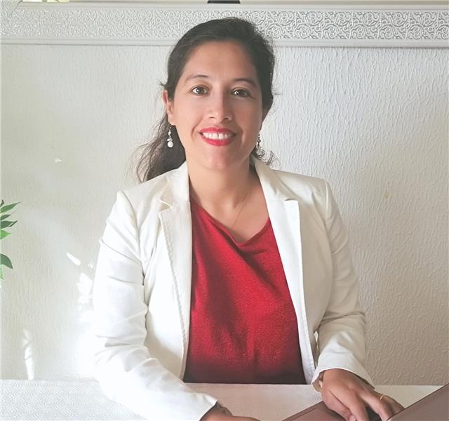 Professeure d'espagnol native certifiée et expérimentée
 Cours personnalisés via Zoom