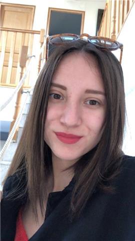 Étudiante en sciences du langage, je vous propose mes services ! Je donnerai le meilleur de moi même pour vous satisfaire