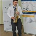 Profesor de saxofón de nivel iniciación basico dicta clases muy didácticas y sencillas