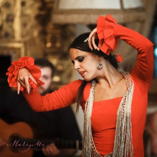 Doy clases de baile flamenco