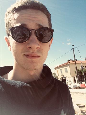 Etudiant en langues à l'univetsité d'AIx-Marseille (L2)